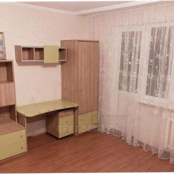 Продается 2-к квартира, 3380000 руб., 64 кв.м., ул. Комсомольская, д. 53, г. Павловск